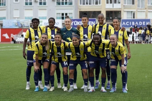Fenerbahçe’de 17 oyuncunun sözleşmesi uzatıldı
