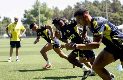 Fenerbahçe’de futbolcular laktat ve kuvvet testlerinden geçti
