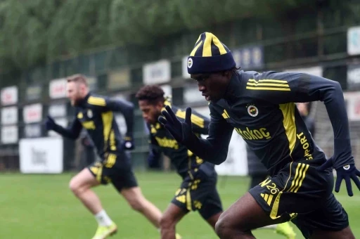 Fenerbah&ccedil;e&rsquo;de, Trabzonspor ma&ccedil;ı hazırlıkları başladı