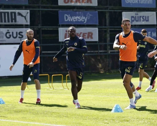 Fenerbahçe’de Trabzonspor mesaisi devam etti
