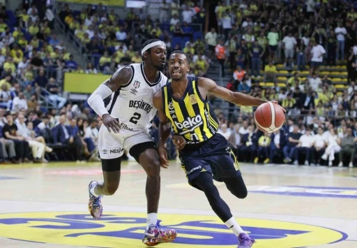 Fenerbahçe, final serisinde 2-0 öne geçti
