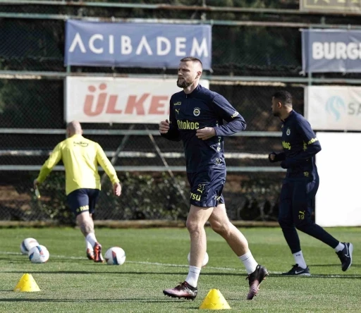 Fenerbahçe, Galatasaray maçı hazırlıklarına başladı
