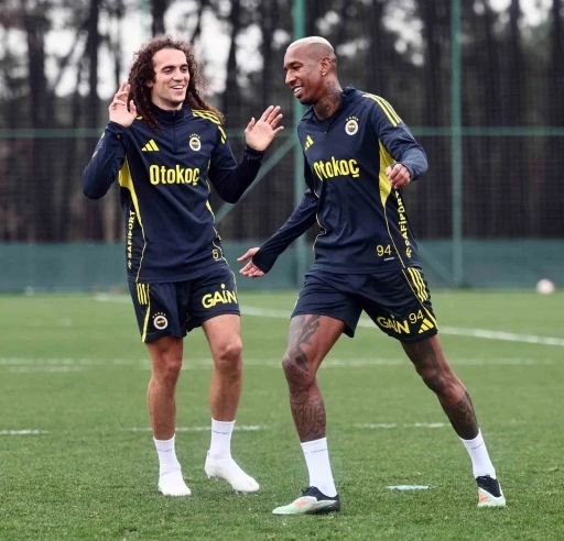 Fenerbah&ccedil;e, Gen&ccedil;lerbirliği ma&ccedil;ının hazırlıklarına başladı
