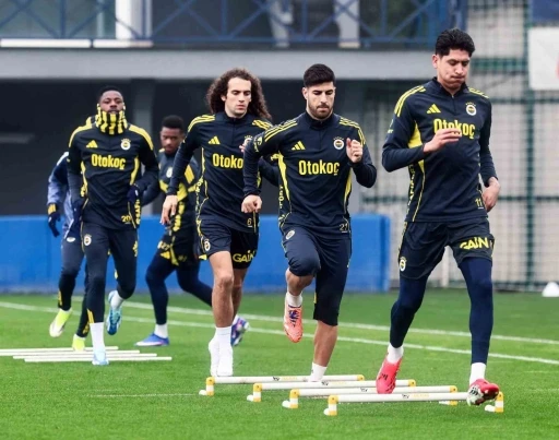 Fenerbah&ccedil;e, Gen&ccedil;lerbirliği ma&ccedil;ının hazırlıklarını tamamladı
