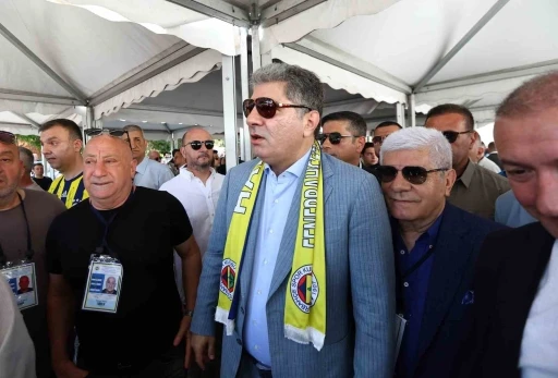 Fenerbah&ccedil;e genel kurulunda başkan adaylarına yoğun ilgi
