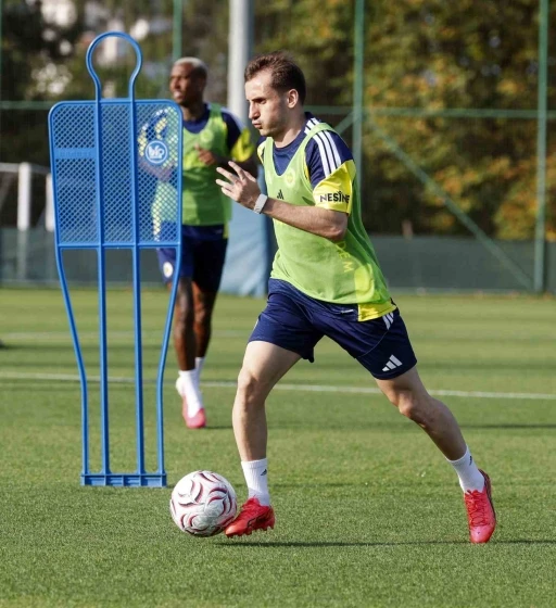 Fenerbah&ccedil;e, Gornik Zabrze ma&ccedil;ı hazırlıklarını s&uuml;rd&uuml;rd&uuml;
