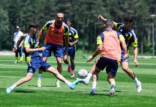 Fenerbah&ccedil;e, hazırlıklarını s&uuml;rd&uuml;rd&uuml;
