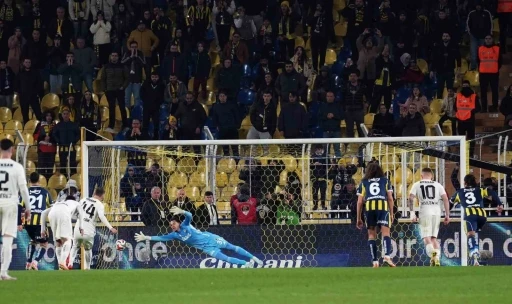 Fenerbah&ccedil;e, kalesini gole kapatamıyor
