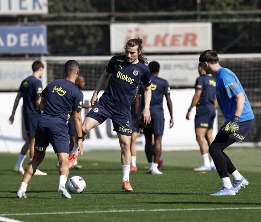 Fenerbahçe, Konyaspor maçı hazırlıklarına başladı
