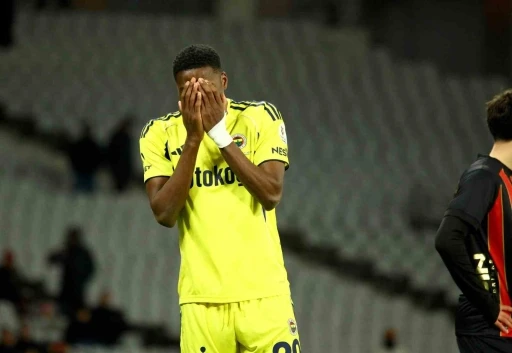 Fenerbah&ccedil;e&rsquo;nin S&uuml;per Lig&rsquo;de namağlup serisi 26. haftada bitti
