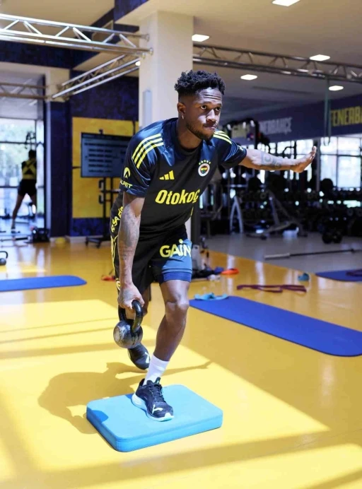 Fenerbah&ccedil;e, salonda kuvvet &ccedil;alıştı
