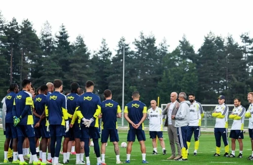 Fenerbah&ccedil;e, Topuk Yaylası&rsquo;nda hazırlıklarını s&uuml;rd&uuml;r&uuml;yor
