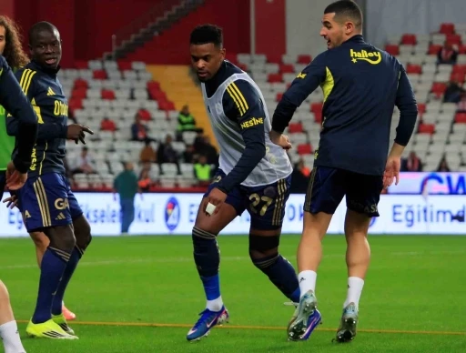 Fenerbah&ccedil;e&rsquo;ye Semedo&rsquo;dan k&ouml;t&uuml; haber
