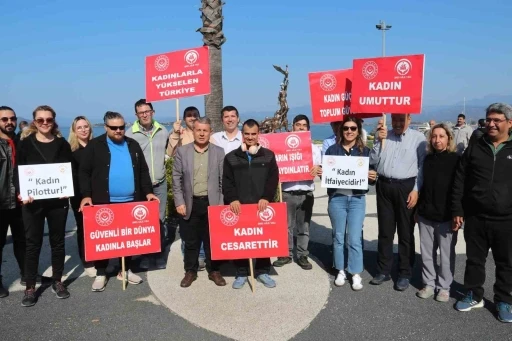 FETHİYE&rsquo;DE D&Uuml;NYA KADINLAR G&Uuml;N&Uuml; Y&Uuml;R&Uuml;Y&Uuml;Ş&Uuml; GER&Ccedil;EKLEŞTİRİLDİ