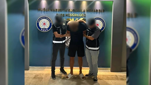 Fethiye'de Kırmızı B&uuml;ltenle Aranan Şahıs Yakalandı!