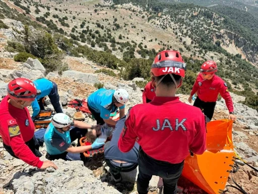 FETHİYE'DE PARAŞÜT KAZASI: 2 ÖLÜ