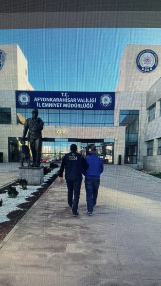 FET&Ouml;&rsquo;den hapis cezası ile aranan şahıs polis tarafından yakalandı