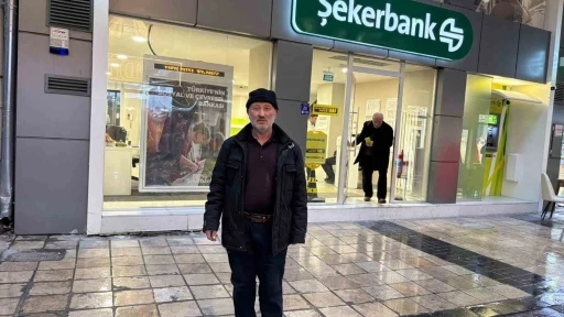 &rsquo;FET&Ouml;&rsquo; yalanıyla dolandırılmaktan arkadaşı kurtardı
