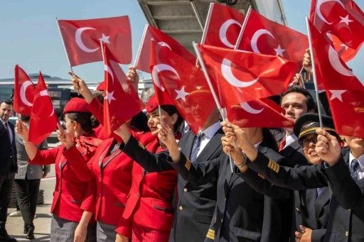 Filenin Sultanları&rsquo;na THY&rsquo;den coşkulu karşılama
