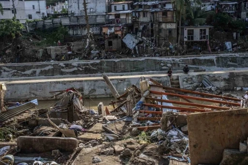 Filipinler’i vuran tayfunda can kaybı 85’e yükseldi
