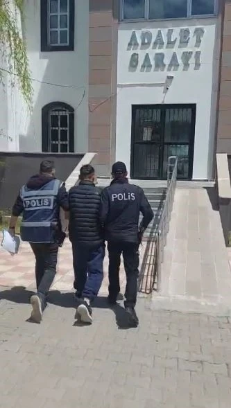 Firari hırsız Sivas&rsquo;ta yakayı ele verdi
