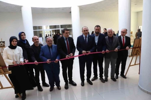 Fırat &Uuml;niversitesi&rsquo;nde "Kutsal Topraklardan Dijital İzler" sergisi
