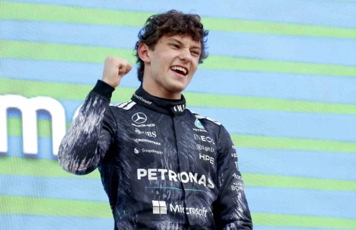 Formula 1&rsquo;in Japonya Grand Prix&rsquo;sinde kazanan Kimi Antonelli oldu
