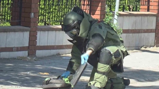 F&uuml;nye ile patlatılan ş&uuml;pheli &ccedil;antadan, bilgisayar &ccedil;ıktı
