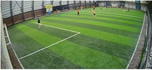 Futbol oynarken kalp krizi geçiren genç hayatını kaybetti
