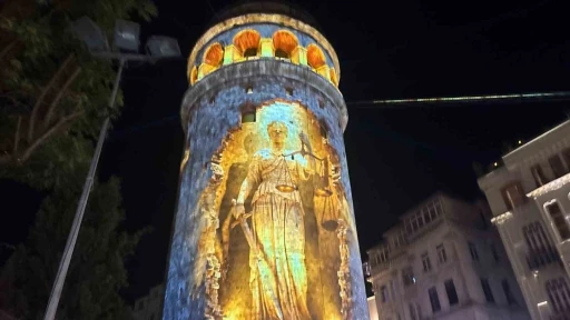 Galata Kulesi&rsquo;nde 15 Temmuz&rsquo;a &ouml;zel Mapping g&ouml;sterisi
