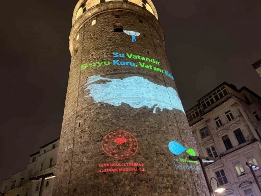 Galata Kulesi&rsquo;nde "D&uuml;nya Su G&uuml;n&uuml;" farkındalığı
