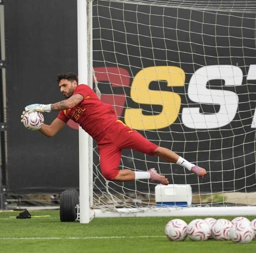 Galatasaray&rsquo;da yeni sezon hazırlıkları devam etti
