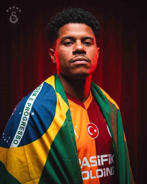 Galatasaray&rsquo;dan Sara&rsquo;ya tebrik mesajı
