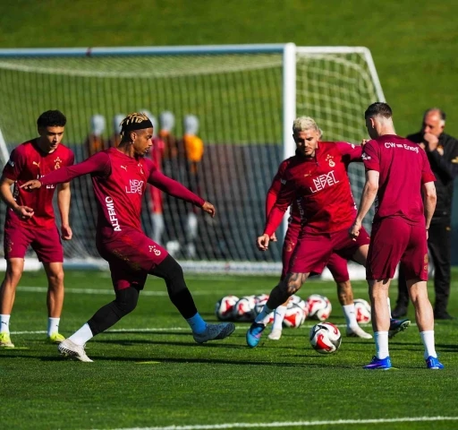Galatasaray, Fenerbah&ccedil;e derbisi hazırlıklarını tamamladı
