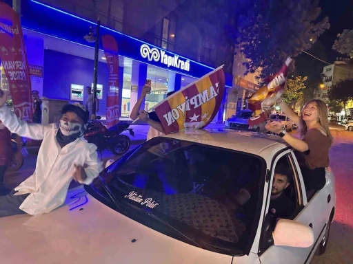 Galatasaray’ın şampiyonluğu Adıyaman’da coşkuyla kutlandı
