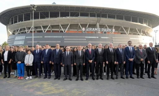 Galatasaray Kulübü, Gazi Mustafa Kemal Atatürk’ü andı
