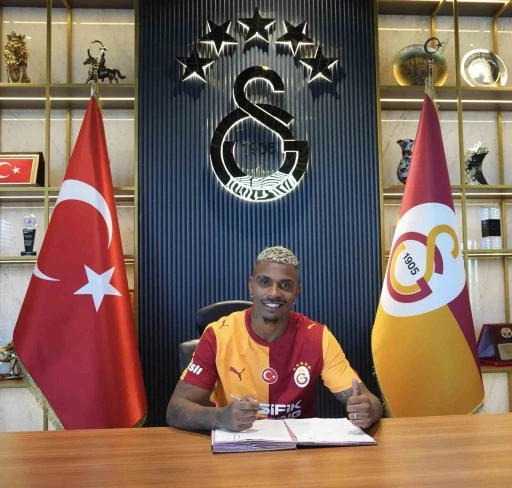Galatasaray, Lemina ile 2 yıllık s&ouml;zleşme imzaladı
