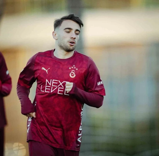 Galatasaray, RAMS Başakşehir ma&ccedil;ı hazırlıklarını tamamladı
