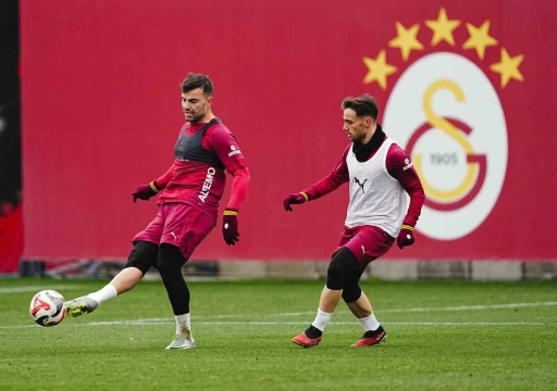 Galatasaray, Trabzonspor ma&ccedil;ı hazırlıklarına devam etti
