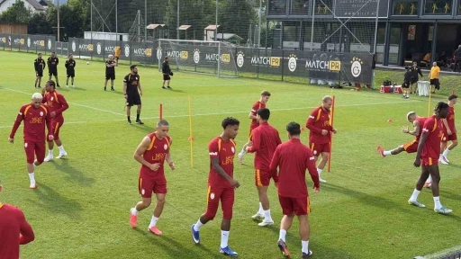 Galatasaray, yeni sezon hazırlıklarını s&uuml;rd&uuml;r&uuml;yor
