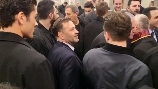 Galatasaraylı futbolcu Metehan Baltacı hakim karşısında: "Ş&ouml;yle bir duruma d&uuml;şt&uuml;ğ&uuml;m i&ccedil;in hem &ccedil;ok &uuml;zg&uuml;n&uuml;m hem de kabul etmiyorum"

