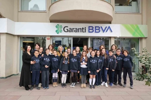 Garanti BBVA şubelerini &ouml;ğrencilere a&ccedil;ıyor
