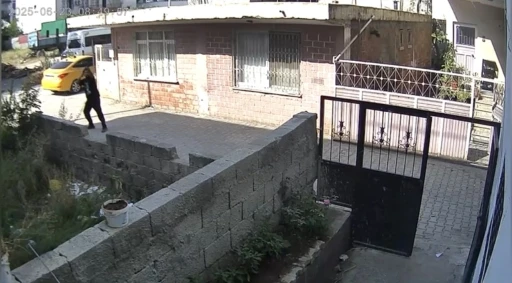 Gasp ettikleri taksiyle gittikleri adrese kurşun yağdırdılar
