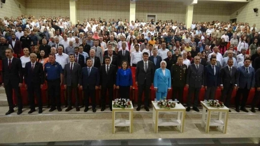 Gaziantep B&uuml;y&uuml;kşehir Belediye Başkanı Şahin: "Milletimiz, 15 Temmuz&rsquo;da iradesine sahip &ccedil;ıktı"
