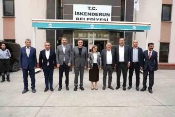 Gaziantep Büyükşehir Belediyesi, İskenderun’da sahaya indi
