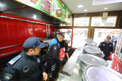 Gaziantep B&uuml;y&uuml;kşehir Zabıta&rsquo;dan Ramazan&rsquo;da sıkı denetim
