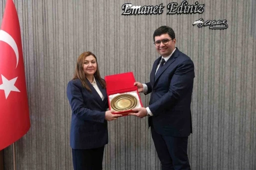 Gaziantep Şehir Hastanesi Başhekimi Prof. Dr. Ahmet Uluşan g&ouml;reve başladı
