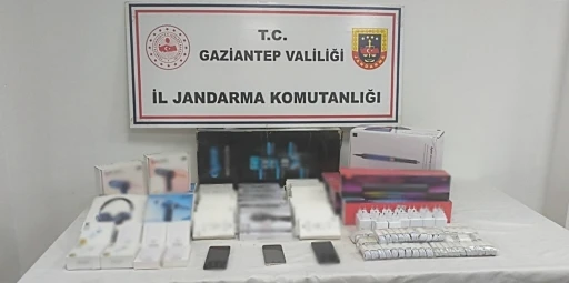 Gaziantep&rsquo;te 1,4 milyon TL değerinde ka&ccedil;ak malzeme ele ge&ccedil;irildi: 2 g&ouml;zaltı
