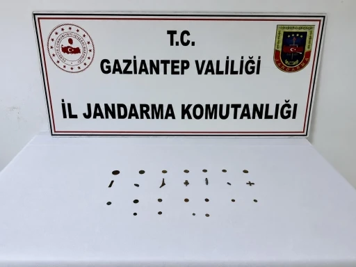Gaziantep&rsquo;te 19 adet tarihi eser sikke ele ge&ccedil;irildi: 1 g&ouml;zaltı
