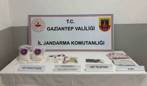 Gaziantep&rsquo;te 2 kilo metamfetamin ele ge&ccedil;irildi
